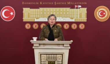 ÇİFTÇİ ÜRETİMDEN ÇEKİLİYOR TARIM ARTIK PARA ETMİYOR