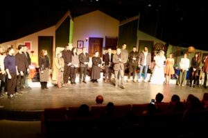 KADINLAR, FİLLER VE SAİRELERTEKİRDAĞ’DA GALA YAPTI