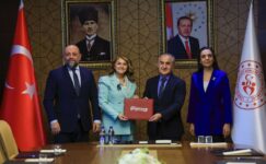 SÖZ VERİP UNUTANLARDAN DEĞİLİZ