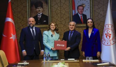 SÖZ VERİP UNUTANLARDAN DEĞİLİZ