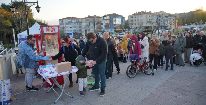 TEKİRDAĞ’DA KIŞA RENK KATAN FESTİVAL BAŞLADI