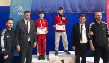 ÇORLU KİCK BOKS ŞAMPİYONASINA EV SAHİPLİĞİ YAPTI