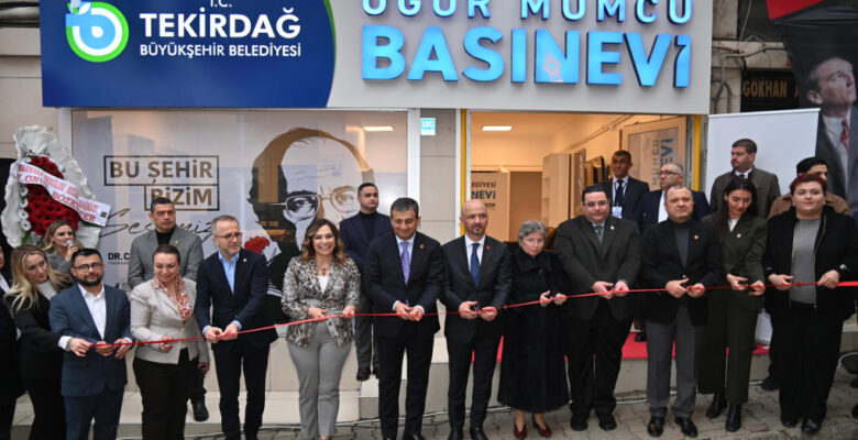 KADİR ALBAYRAK 10 YILDA YAPMADI CANDAN BAŞKAN YAPTI