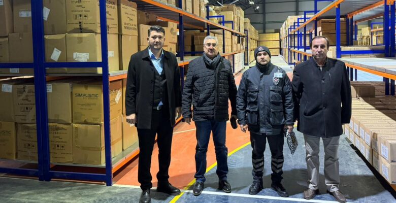 REKTÖR ŞAHIN’DEN PERSONEL VE HASTALARA MORAL ZIYARETİ