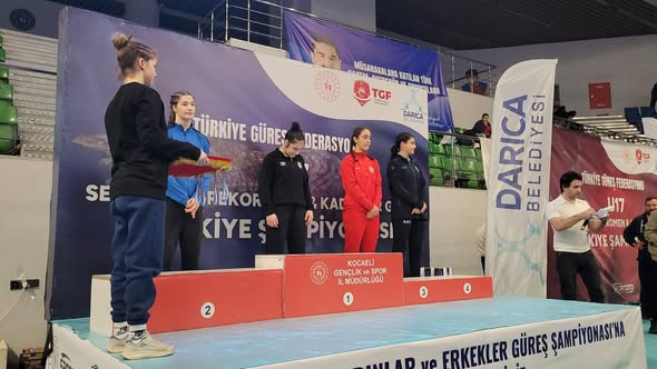 ESMANUR KARA’DAN GURUR VEREN BAŞARI