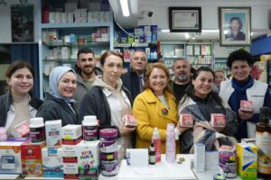 BAŞKAN MÜGE YILDIZ TOPAK ESNAF VE VATANDAŞLARIN KANDİLİNİ KUTLADI