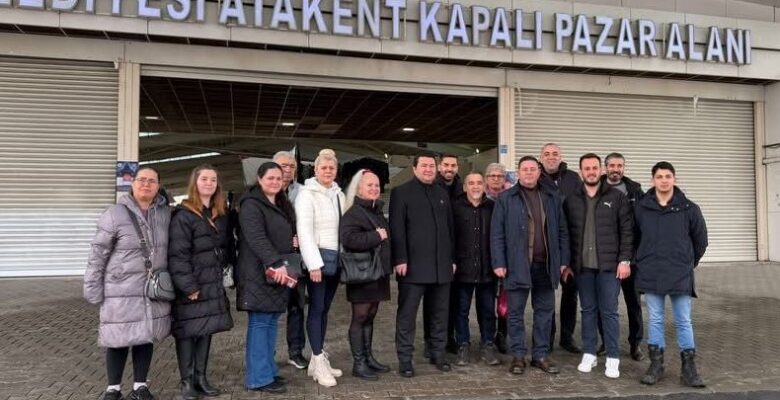 MERT YILMAZ VE EKİBİ PAZARCI ESNAFITYLA BULUŞTU