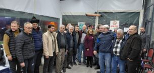 İFTAR YEMEKLERİNİN TAMAMINI KENDİ AŞEVİMİZDE YAPIYORUZ