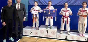 80 SPORCUNUN KATILIMIYLA KARETE ŞAMPİYONASI YAPILDI