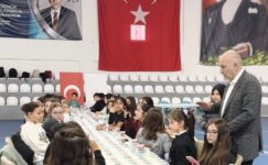 ERGENE’DE GENÇLİK İFTARI RAMAZAN ŞENLİĞİNE DÖNÜŞTÜ