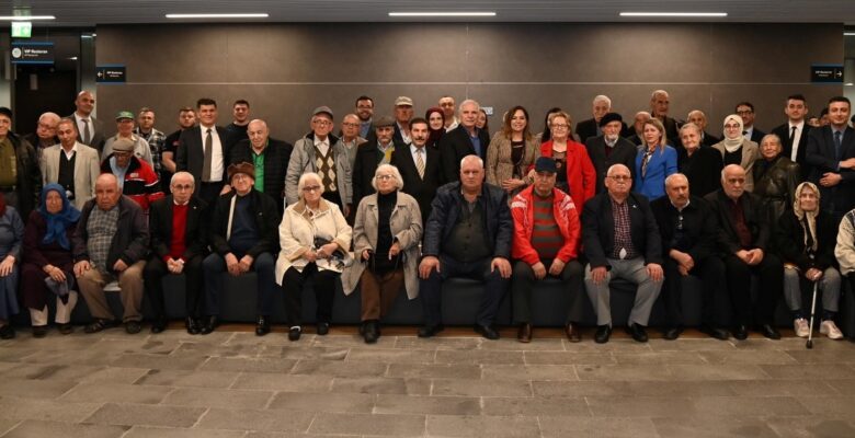 HUZUREVİ SAKİNLERİYLE VEFA SOFRASINDA BULUŞTU