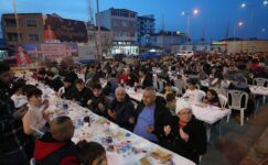 RAMAZAN COŞKUSU BİNLERCE VATANDAŞIN KATILIMI İLE ULAŞ MAHALLESİNDE YAŞANDI