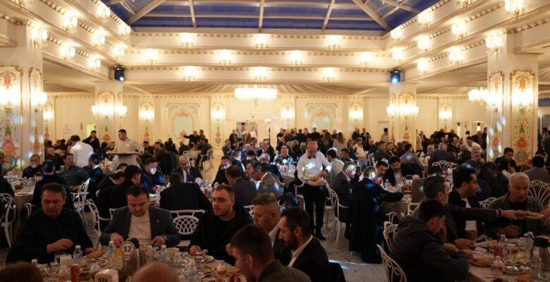 ÇORLU TARİHİ BİR GECE YAŞADI