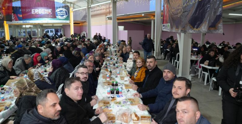 GÖNÜL SOFRASI BİNLERCE VATANDAŞIN KATILIMI İLE VAKIFLAR’DA KURULDU!