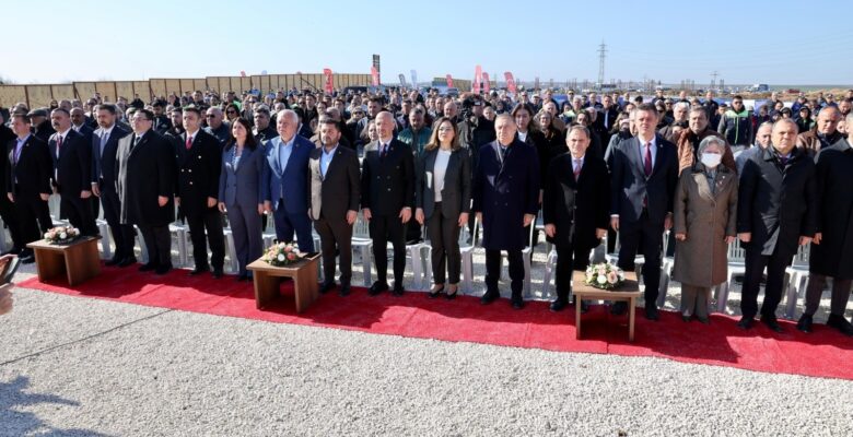 CANDAN BAŞKAN SÖZÜNÜ TUTTU: MODERN HAL ÇORLU’DA YÜKSELİYOR