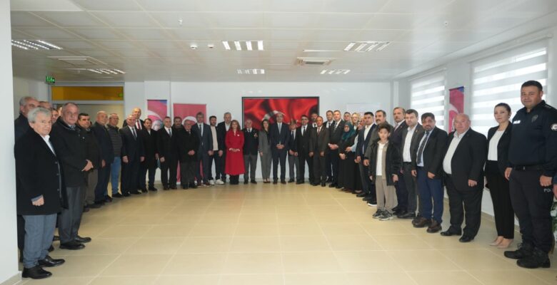 BAŞKAN MÜGE YILDIZ TOPAK PROTOKOL BAYRAMLAŞMA PROGRAMLARINA KATILDI