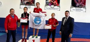 YILDIZ KIZLARIN HEYECAN VEREN MÜCADELESİ