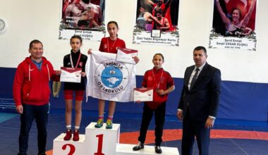 YILDIZ KIZLARIN HEYECAN VEREN MÜCADELESİ