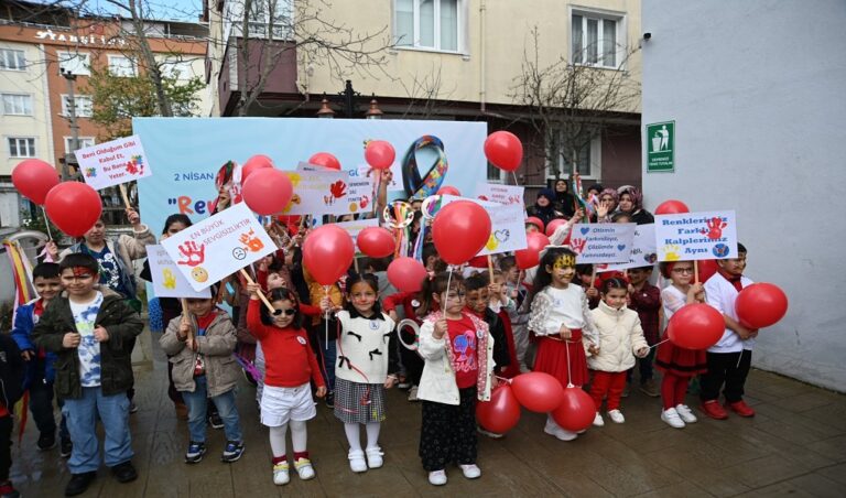 KAPAKLI’DA OTİZM FARKINDALIK GÜNÜ ETKİNLİĞİ DÜZENLENDİ