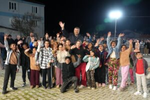 SARAY’DA DÜNYA ROMANLAR GÜNÜ COŞKUYLA KUTLANDI