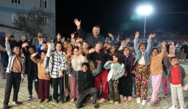 SARAY’DA DÜNYA ROMANLAR GÜNÜ COŞKUYLA KUTLANDI
