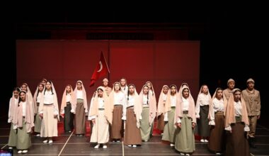 TEKİRDAĞ’DA 23 NİSAN TÖREN VE ETKİNLİKLERLE KUTLANDI