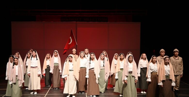 TEKİRDAĞ’DA 23 NİSAN TÖREN VE ETKİNLİKLERLE KUTLANDI