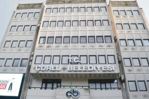 ÇORLU BELEDİYESİN DE NELER OLUYOR