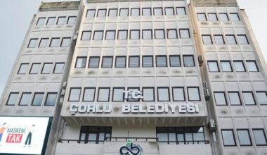 ÇORLU BELEDİYESİN DE NELER OLUYOR
