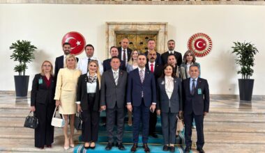ÇORLU CHP DE UZUN YILLARDIR BÖYLE BİR ZYARET OLMADI