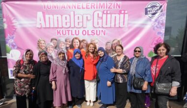 ERGENE’DE ANNELER GÜNÜ COŞKUYLA KUTLANDI: BİNLERCE ANNE VE ÇOCUK BİR ARAYA GELDİ!