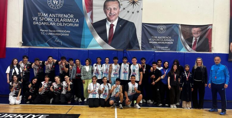 YAKAN TOP ETKİNLİĞİNE 40 ÖĞRENCİ KATILDI