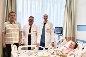 OPTİMED YÖNETİM KURULU ÜYESİ OP.DR. RECEP ÇALIŞKAN’IN EŞİ, BAŞARILI OPERASYONLA SAĞLIĞINA KAVUŞTU