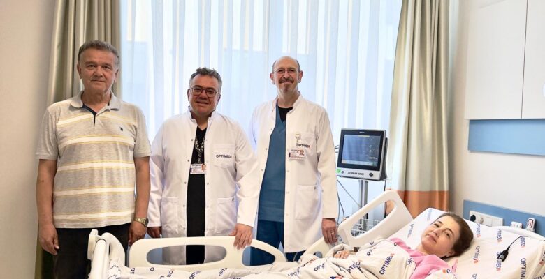 OPTİMED YÖNETİM KURULU ÜYESİ OP.DR. RECEP ÇALIŞKAN’IN EŞİ, BAŞARILI OPERASYONLA SAĞLIĞINA KAVUŞTU
