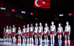 NE VARSA FİLENİNSULTANLARI NDA VAR