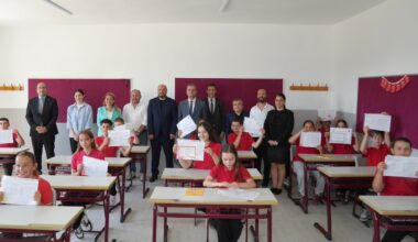BAŞKAN MÜGE YILDIZ TOPAK, ÖĞRENCİLERİN KARNE COŞKUSUNA ORTAK OLDU!