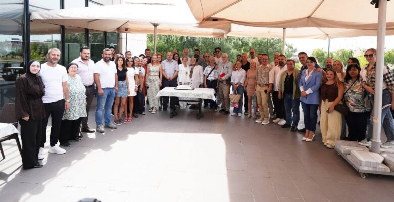 MÜGE YILDIZ TOPAK BAŞKAN FARKI