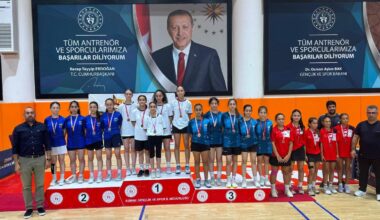 TEKİRDAĞ BADMİNTON KIZ TAKIMI ŞAMPİYON OLDU