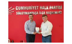 SİYASETE GİRİYOR MU???