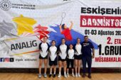 BADMİNTON KIZ TAKIMI 16 TAKIM ARASINDA