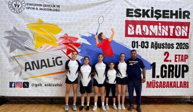 BADMİNTON KIZ TAKIMI 16 TAKIM ARASINDA