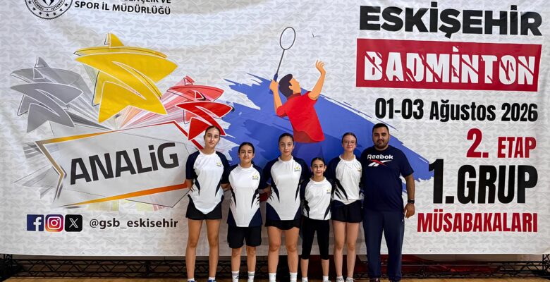 BADMİNTON KIZ TAKIMI 16 TAKIM ARASINDA