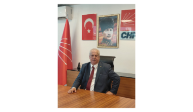ERDOĞAN KAPLAN KILICI ÇEKTİ