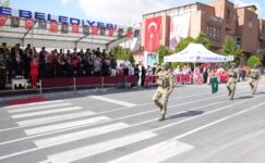 30 AĞUSTOS COŞKUSU ERGENE’DE BİNLERCE VATANDAŞLA YAŞANDI! 30 AĞUSTOS COŞKUSU ERGENE’DE BİNLERCE VATANDAŞLA YAŞANDI!