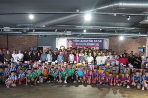 BAŞKAN MÜGE YILDIZ TOPAK’TAN AMATÖR SPORA ANLAMLI DESTEK!